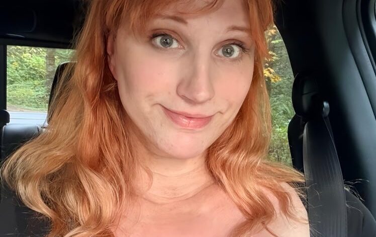 brynn woods car selfie