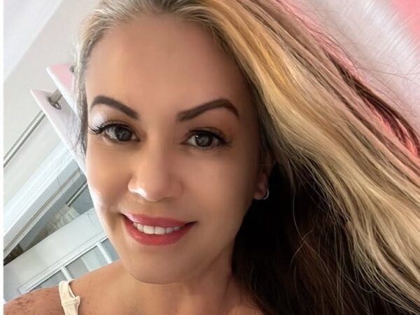 rachel storms selfie