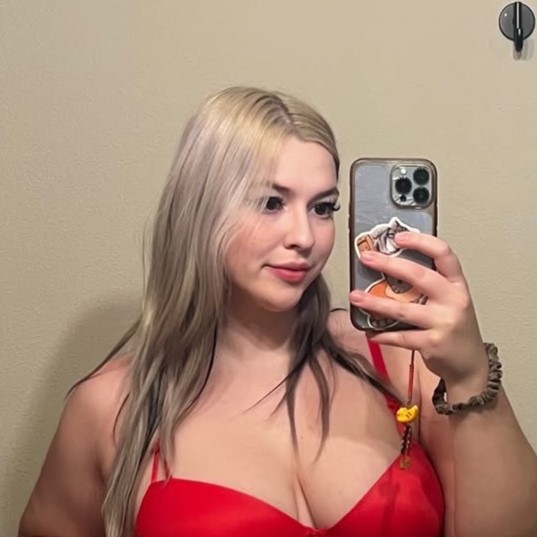 Xeena Stoopider on OnlyFans