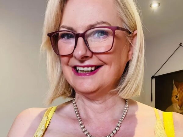 Courtesan Ana spaghetti strap yellow top