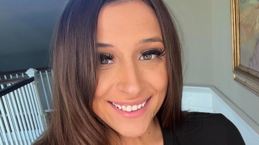 Kinky Liv smiling for a picture